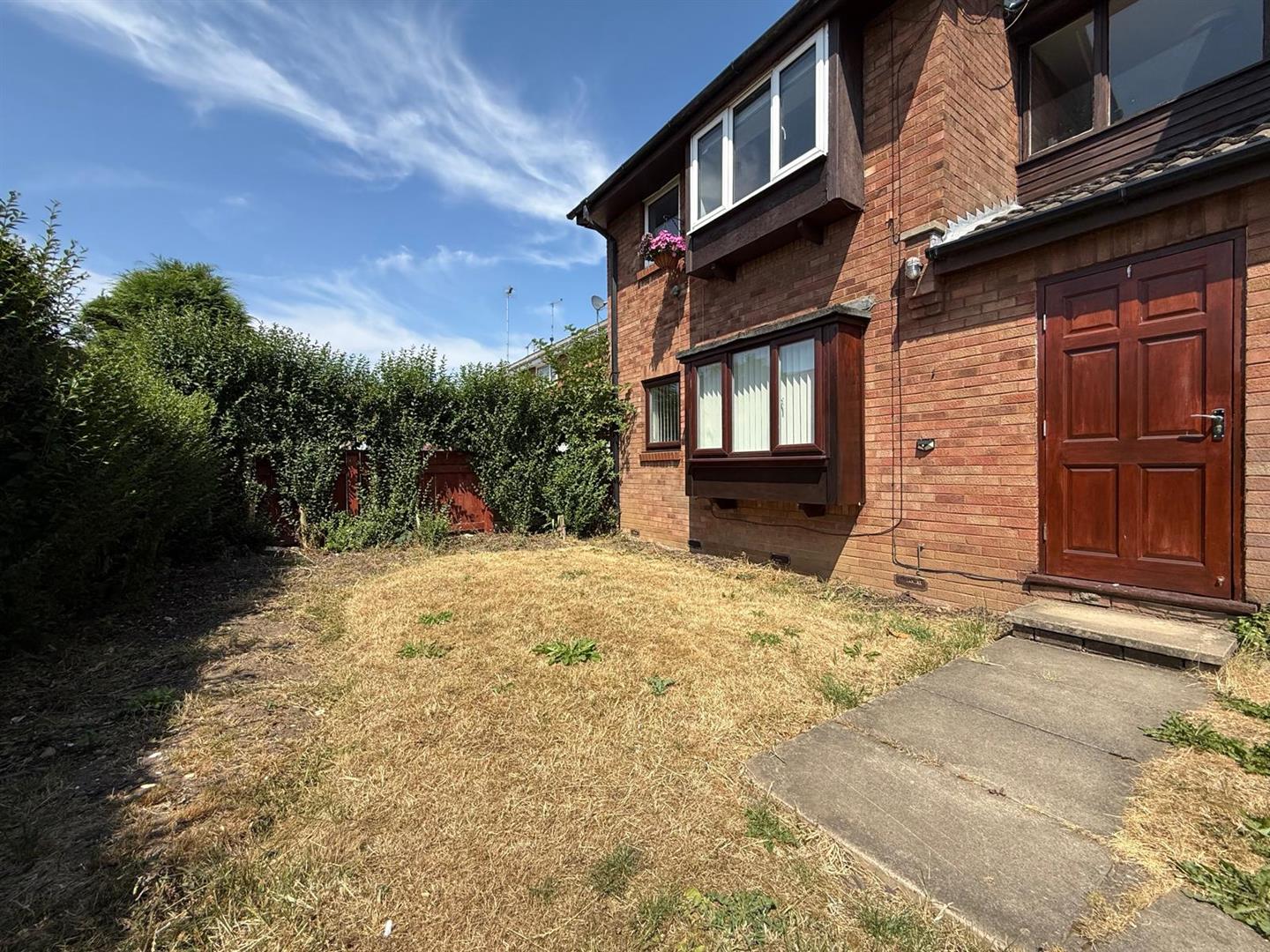 Greenfield Garth, Hull, HU6 7YF